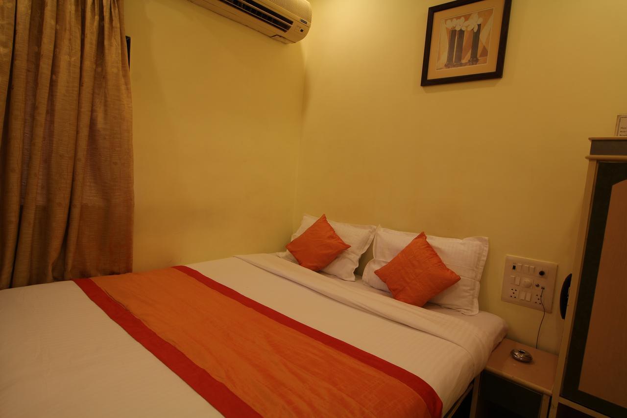 Hotel Mogul Palace - Near Masjid Bunder Mumbai Luaran gambar