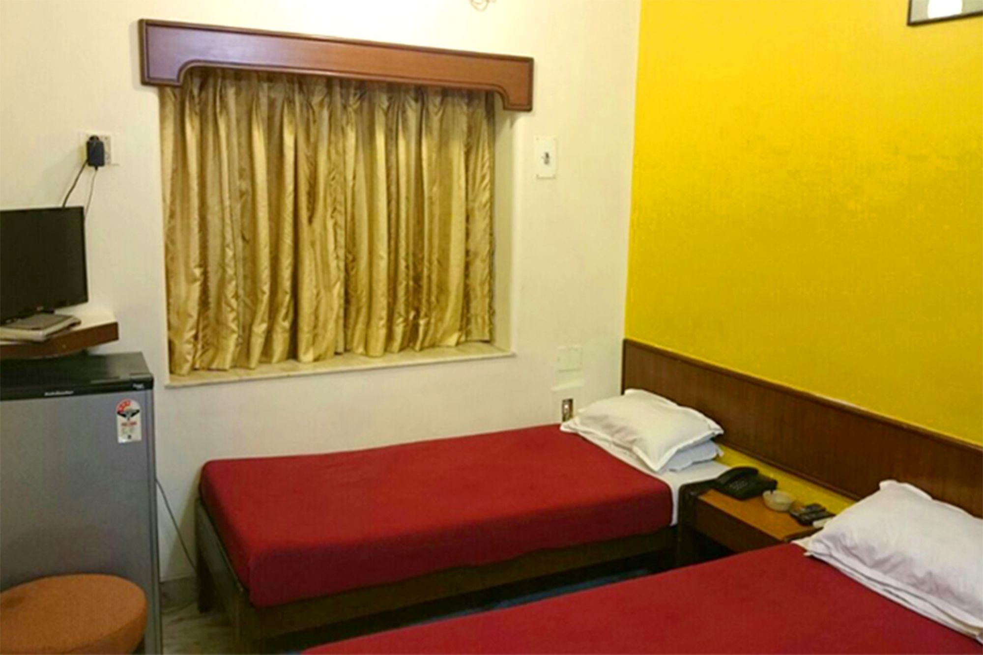 Hotel Mogul Palace - Near Masjid Bunder Mumbai Luaran gambar
